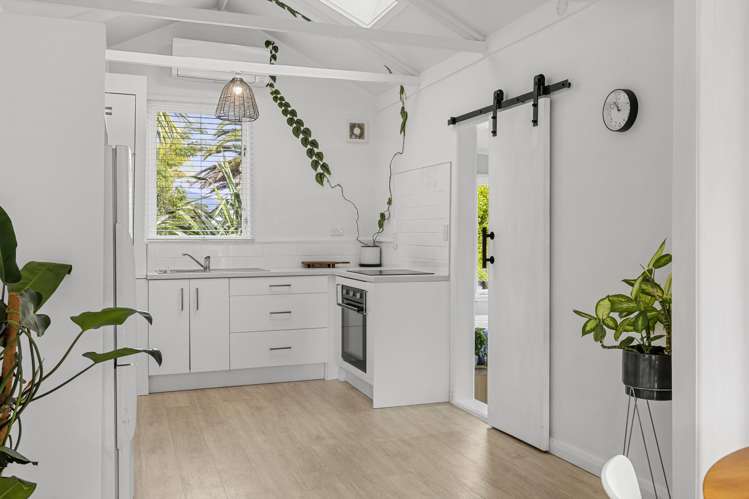 52 Government Road Raglan_17