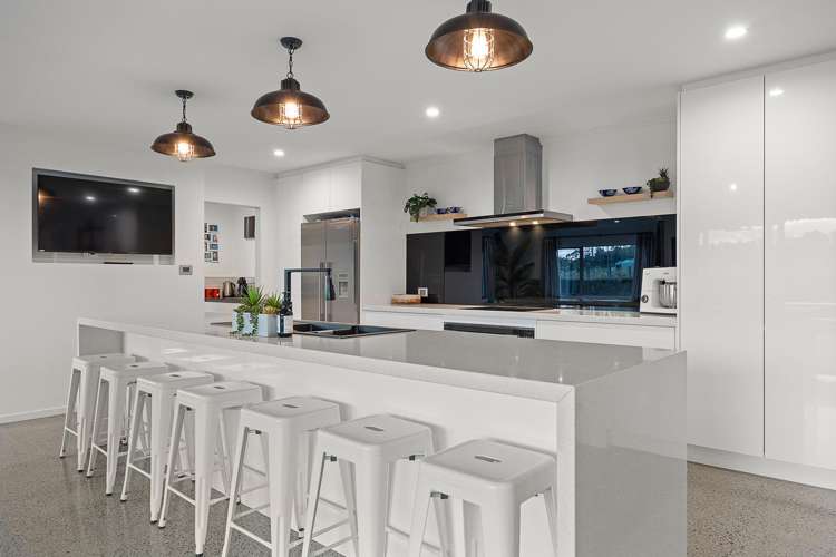 583 State Highway 16 Kumeu_11