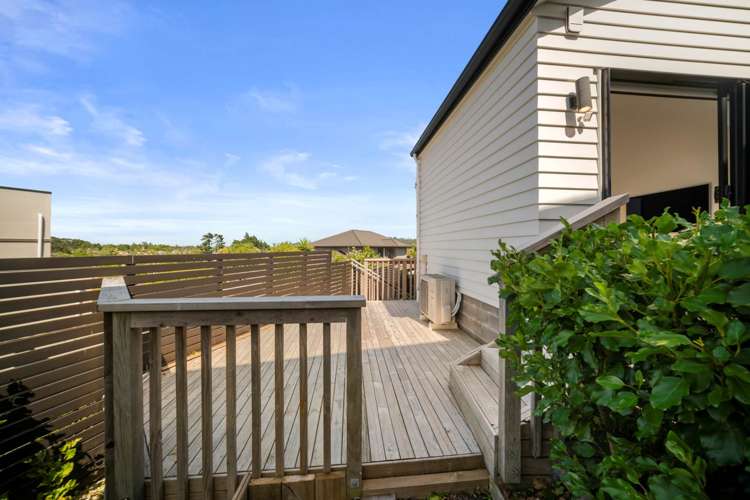 1B Lemon Grove Lane Greenhithe_17