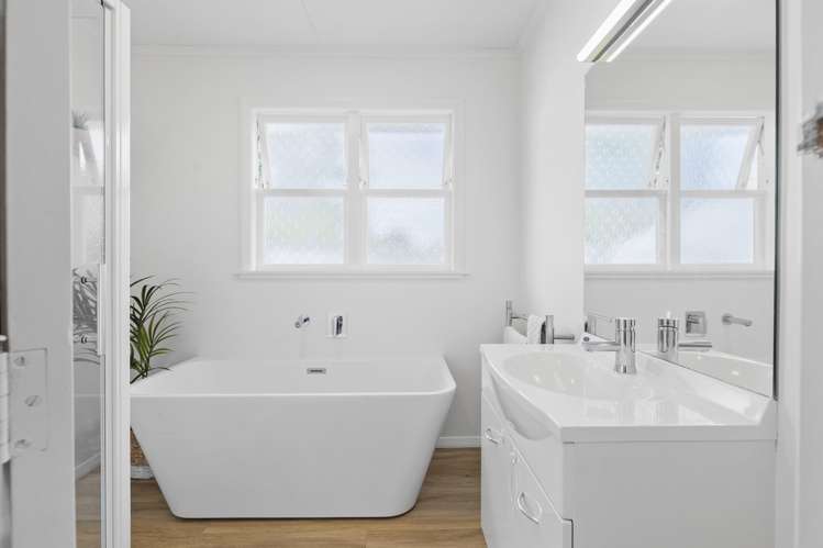 282 Tremaine Avenue Takaro_19