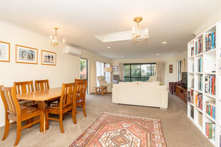 72 Grosvenor Gardens Flagstaff_5