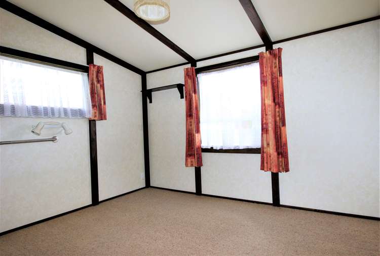 6 Saul Lane Springlands_8