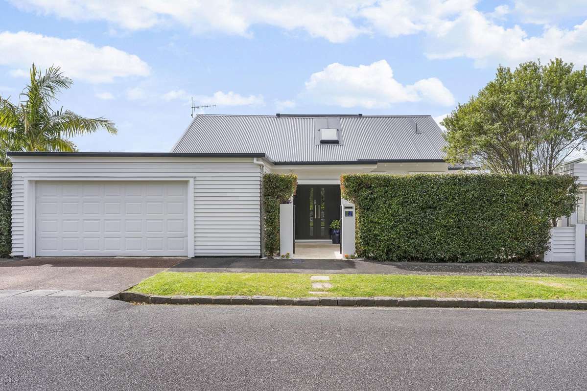 17 Papahia Street_0