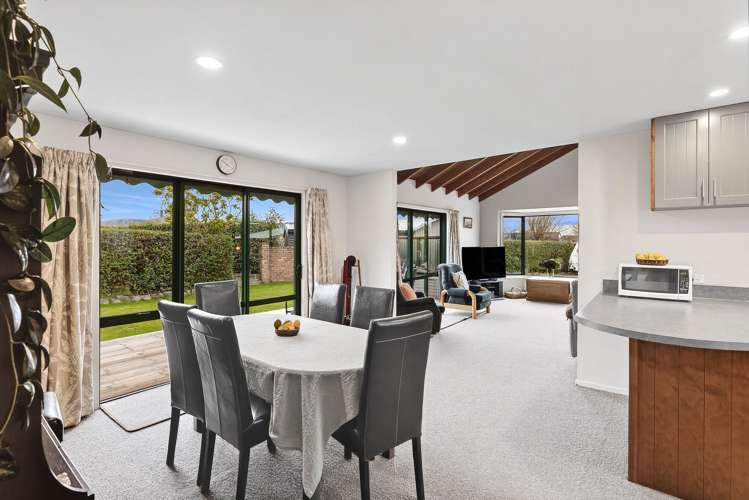 47 Frye Crescent_5