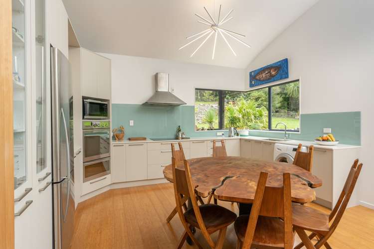 85 Abbey Caves Road Abbey Caves_7