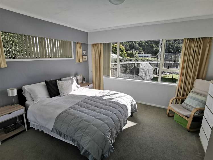 22 Forest Glen Orewa_8