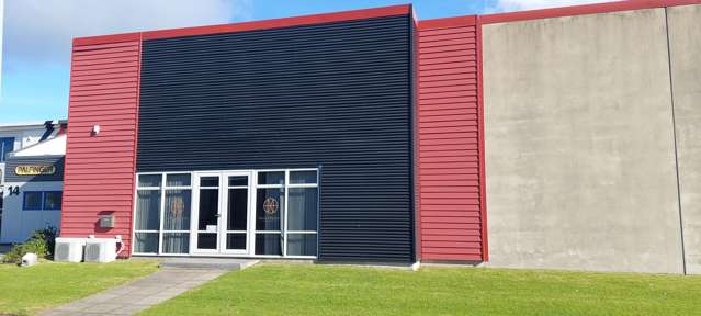 Street-front industrial unit - lease or purchase