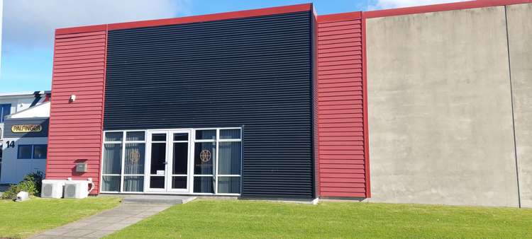 2/6 Tukorako Drive_0