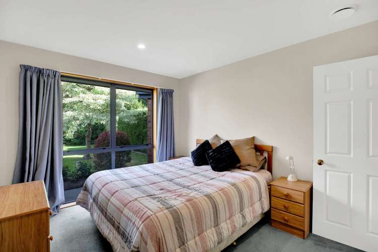 36 Taranaki Drive Woodend_9