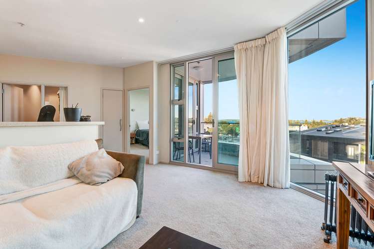 511/11 Tamariki Avenue Orewa_11