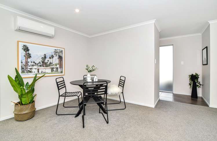 292 Lakes Boulevard Pyes Pa_1