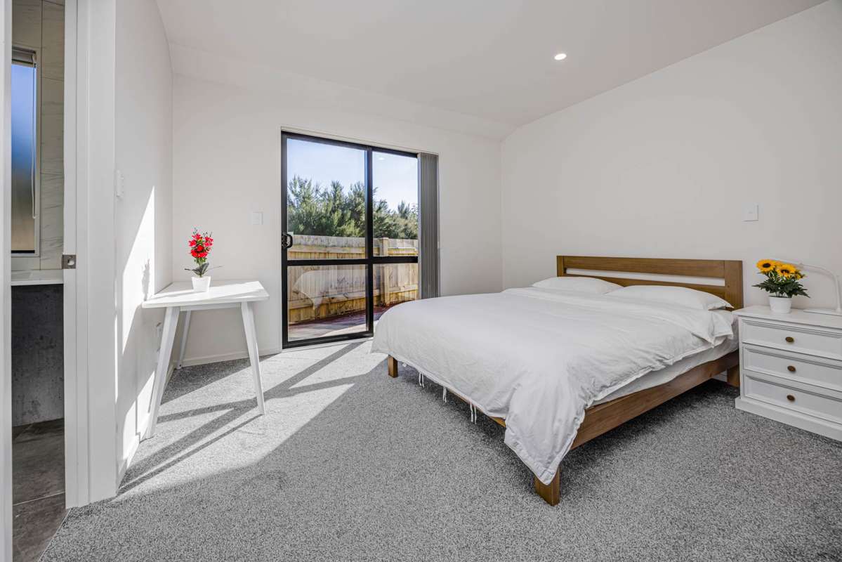 81 Thomas Road_5