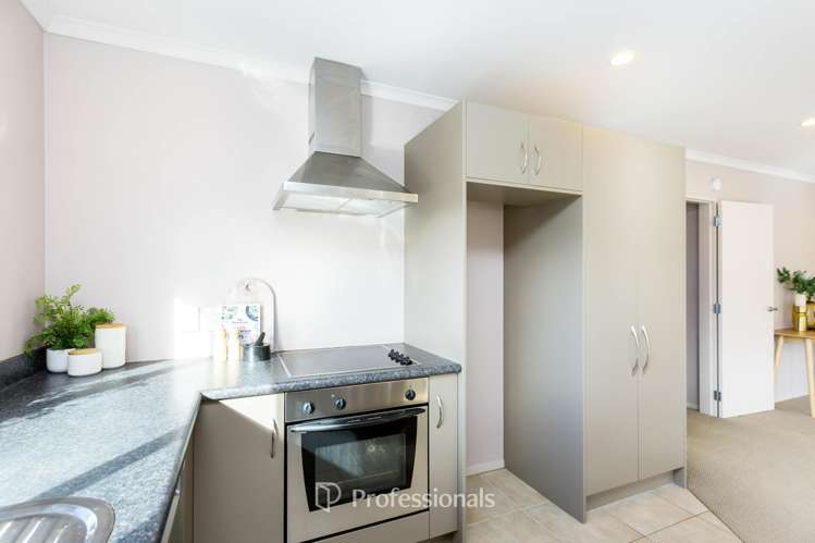 10 Mcewen Crescent Riverstone Terraces_12