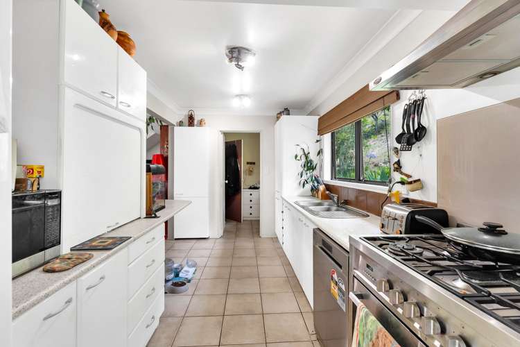 27 Windsor Drive Tairua_24