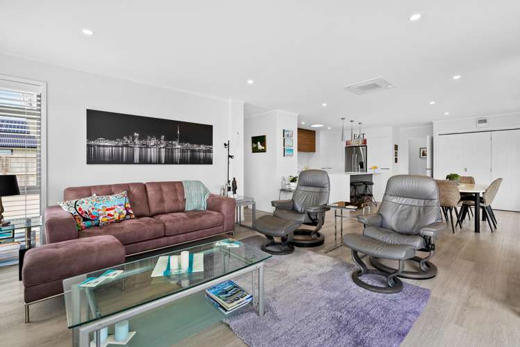 29 Saint Michael Crescent One Tree Point_17