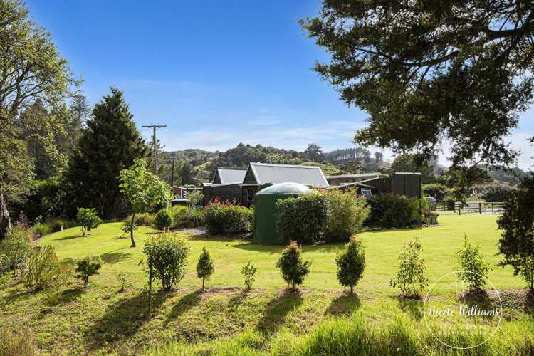 3212 Paparoa Oakleigh Road Paparoa_21