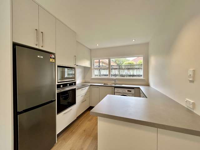 2/16 Lancing Road 1781_1