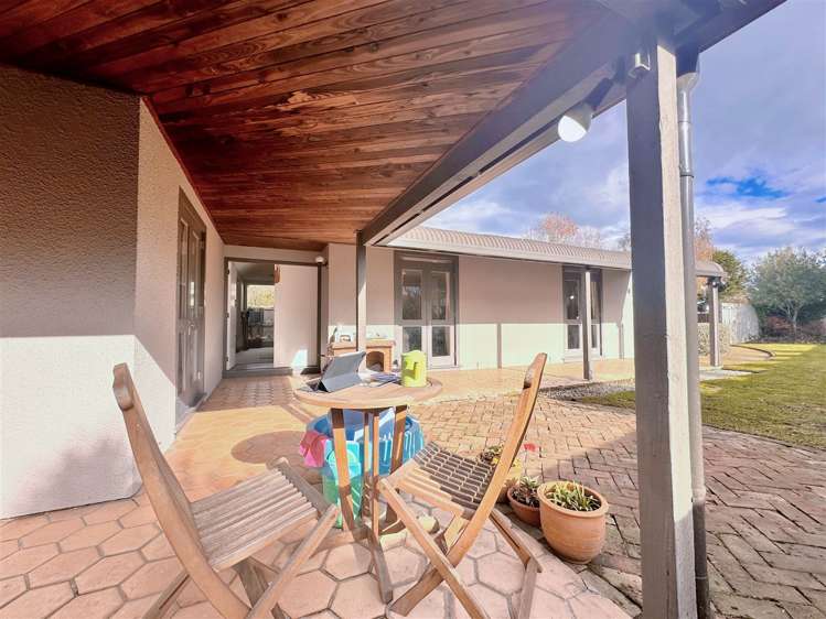 51 Trafford Street Harewood_9