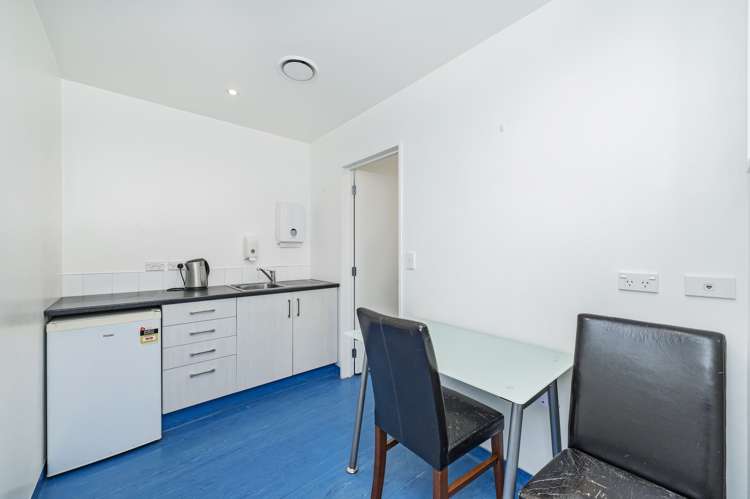 71 Main North Road Woodend_18