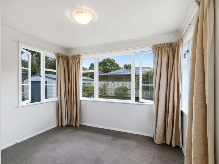 8 Faulke Avenue Wainuiomata_7