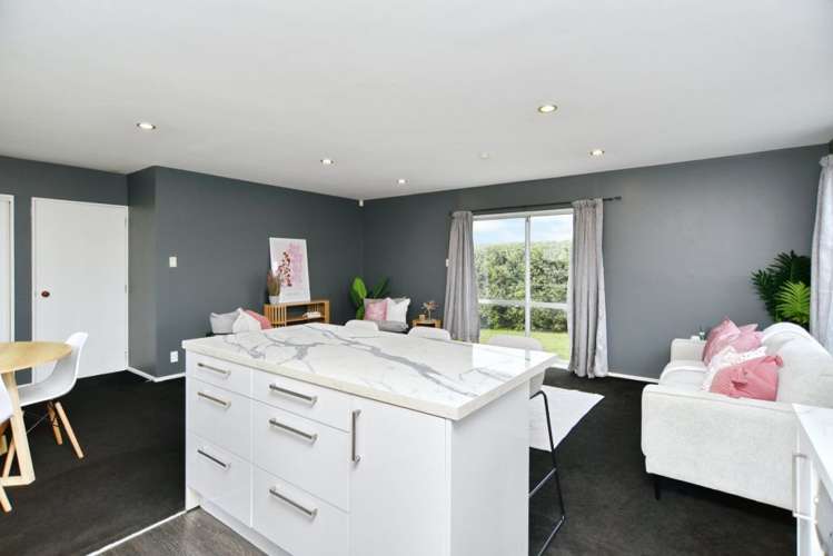 79 Maces Road Bromley_10