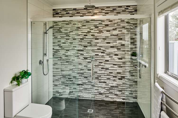 2 Hauroko Glen Aotea_14