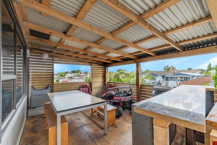 1/1 Rebecca Rise Manurewa_2