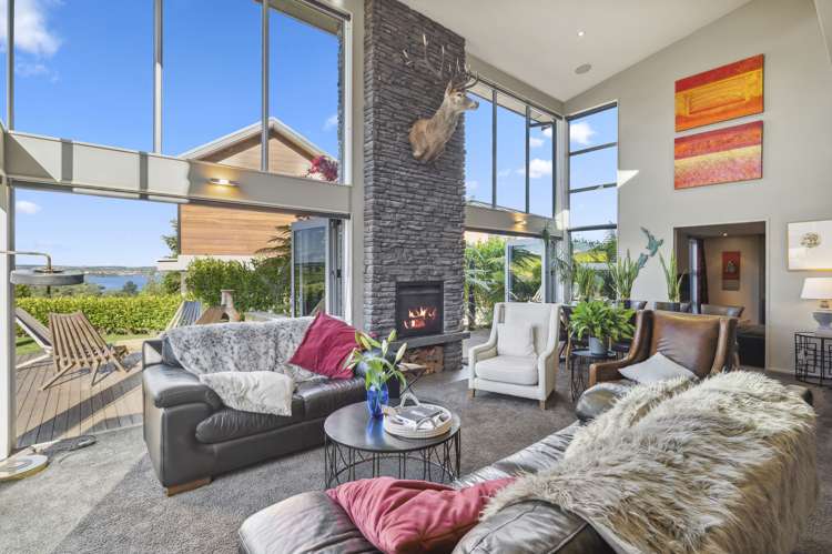 1/10 Krissell Place Acacia Bay_5