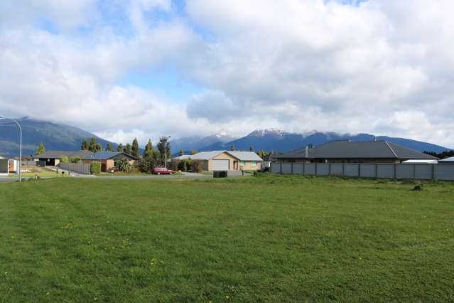 5 Takahe Lane Te Anau_1