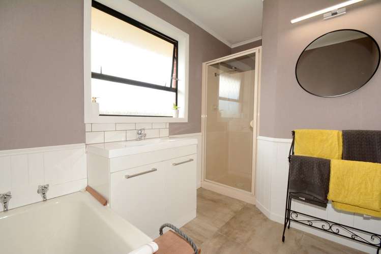 2 Wingatui Road Mosgiel_13