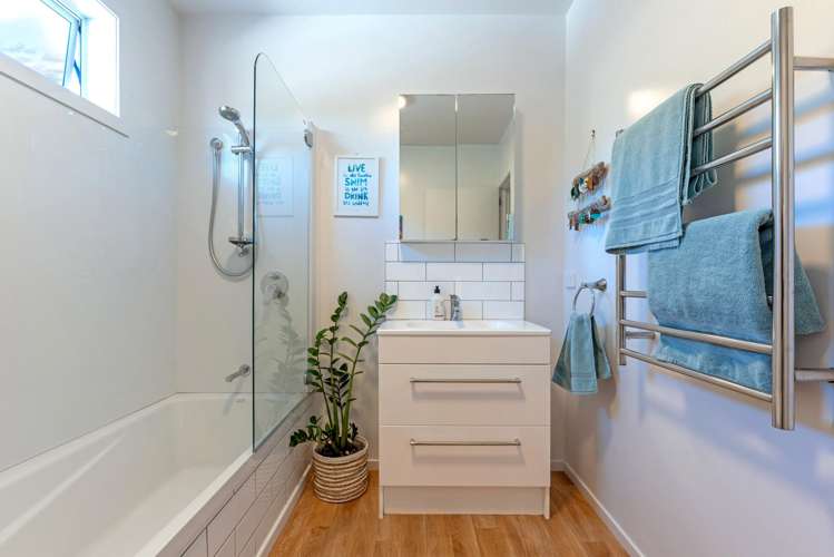 27 Douglas Street Okitu_15