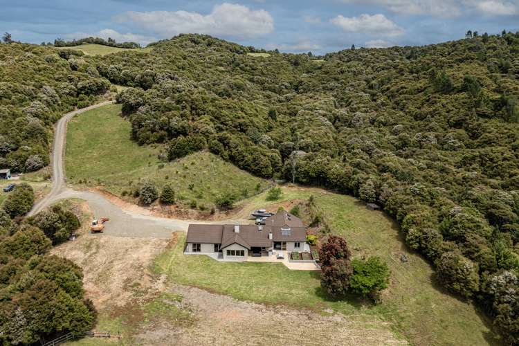 121 Fagan Lane Kaimarama_3