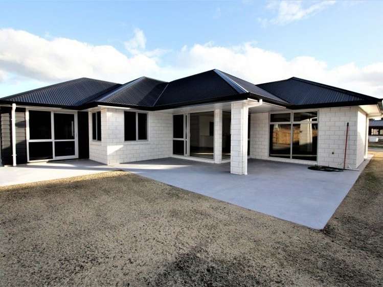 14 Jarrett Terrace Leamington_19