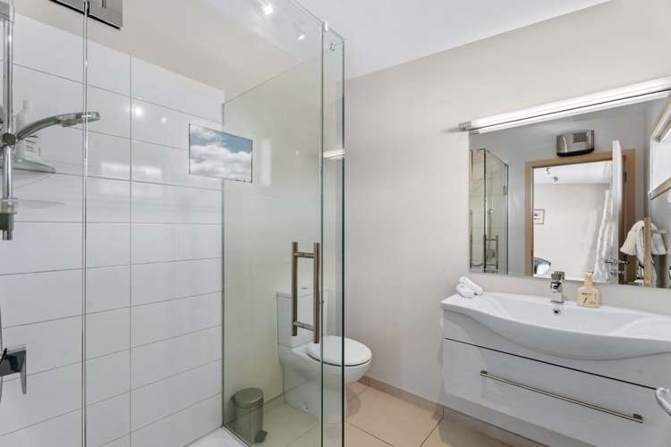 23 Olivers Place Queenstown_22