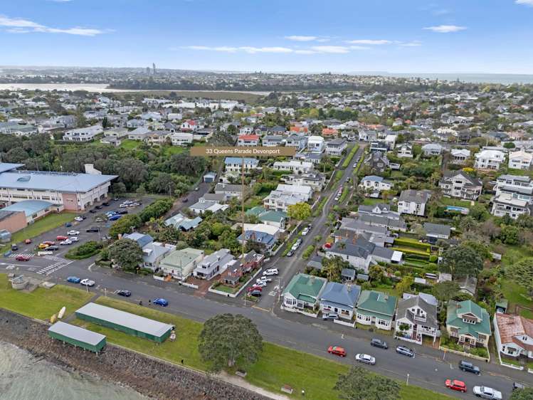 33 Queens Parade Devonport_34