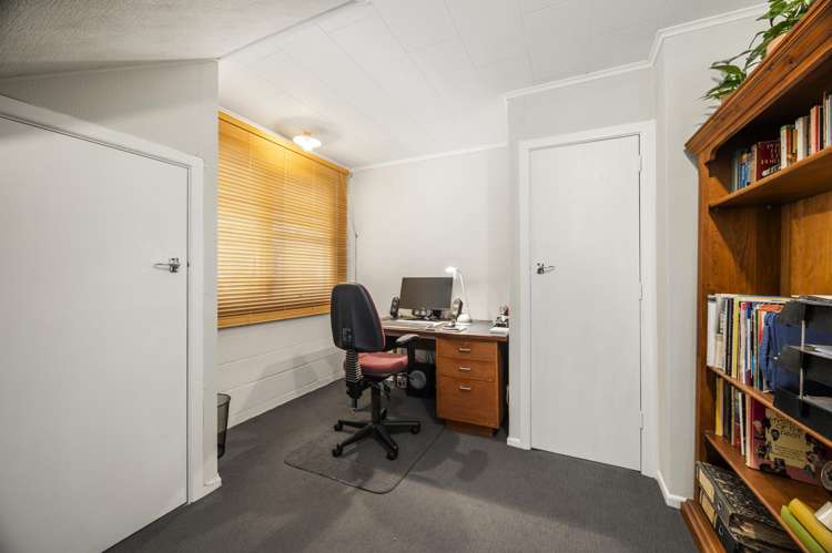 19 Darroch Street Fairy Springs_15