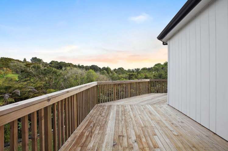 28a Oliver Twist Avenue Mellons Bay_41