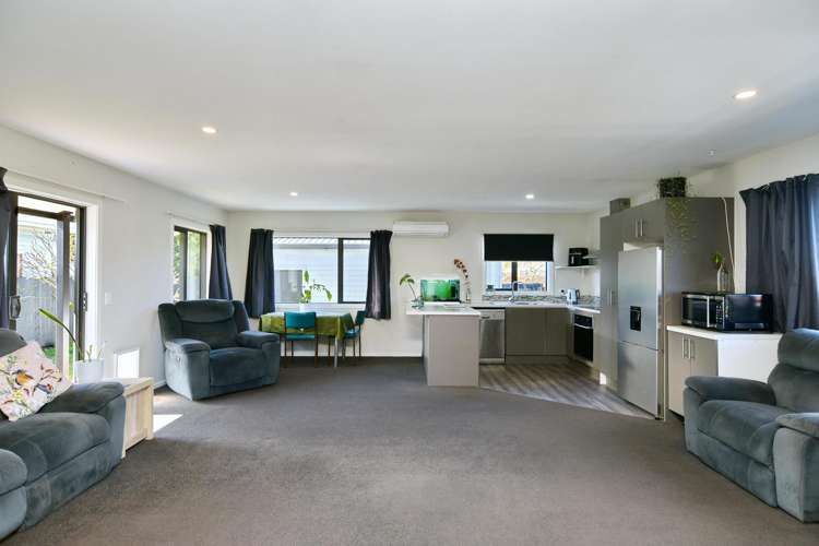 1/138 Kerrs Road Avonside_6