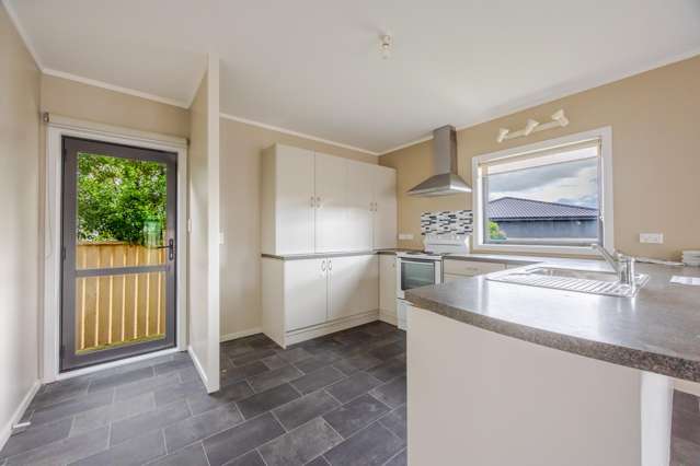 64 Kirkwood Road Flaxmere_2