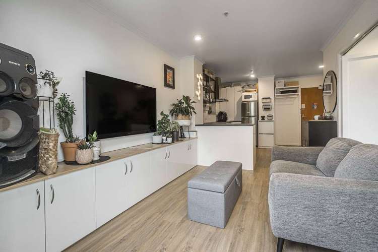 6E/92 Nelson Street 10015_2