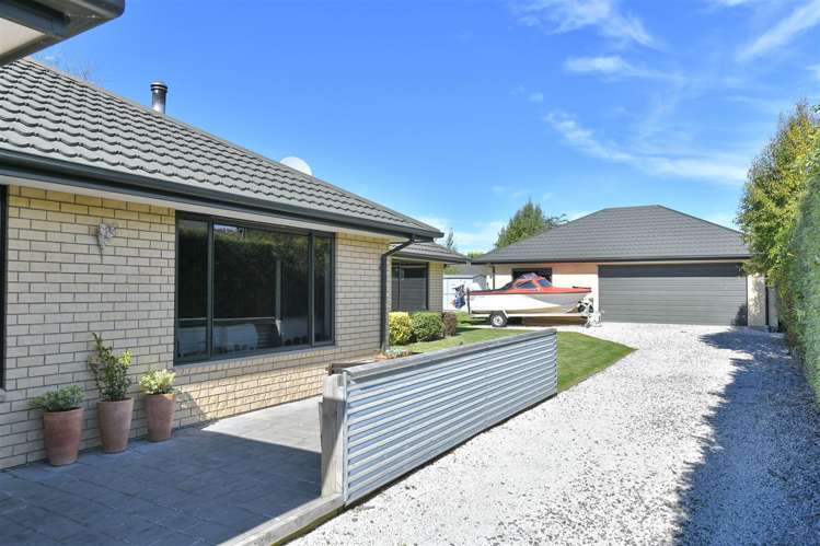 10 Paget Drive Woodend_15