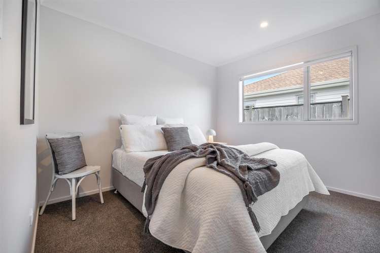 8 Sir Lincoln Drive Kumeu_20