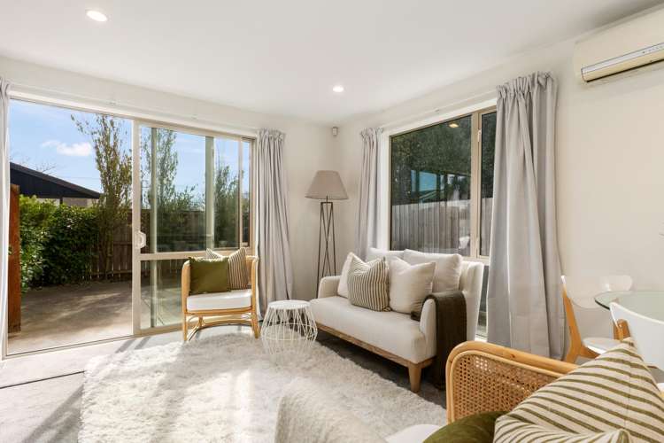 560 Gloucester Street_5