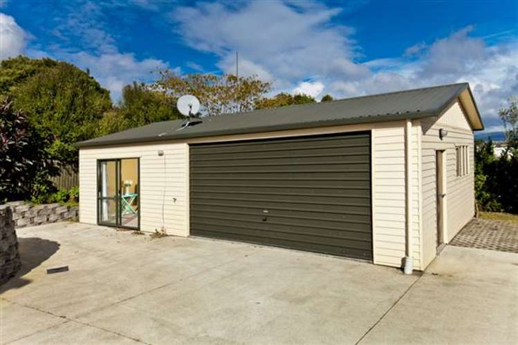 35 Taioma Crescent Te Atatu Peninsula_14