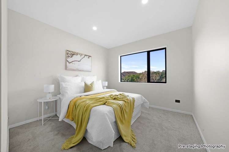 10/592 Massey Road Mangere_10