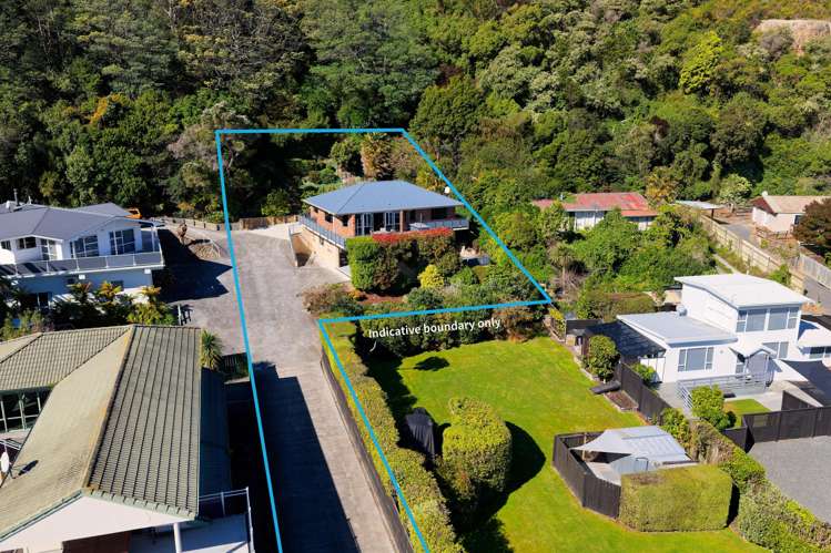 22a Kotuku Road South Bay_23