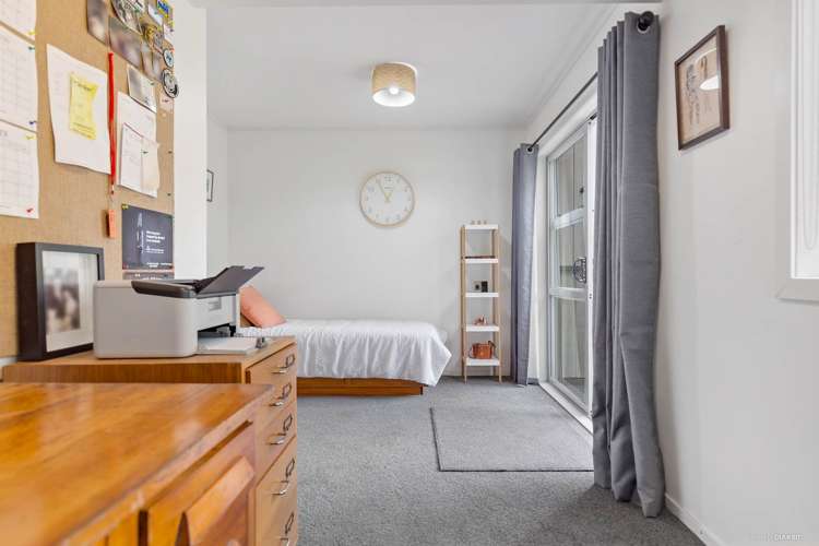 41 Warner Park Avenue Laingholm_11