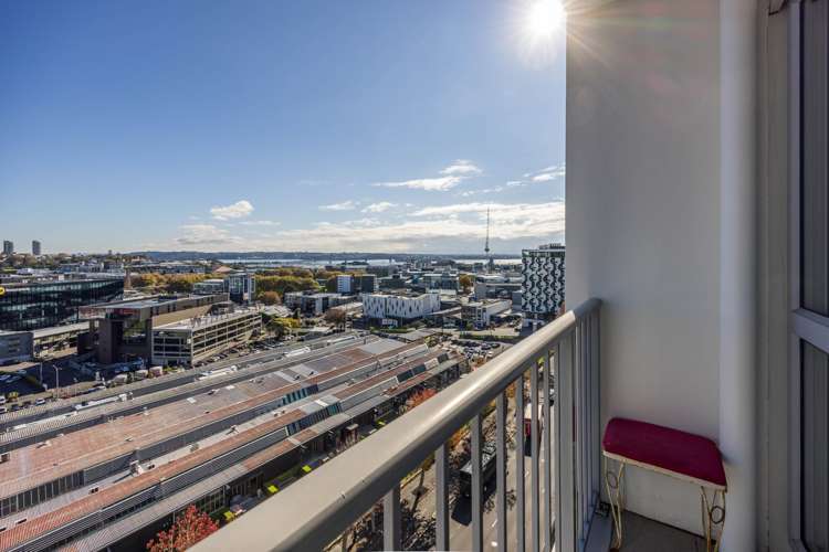 1029/72 Nelson Street Auckland Central_7