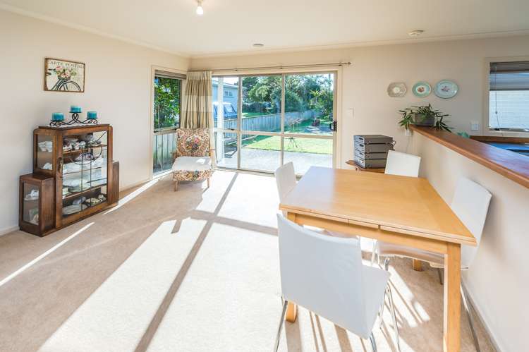 5b Lincoln Road Springvale_15