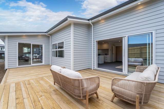55 Crompton Avenue Churton Park_1